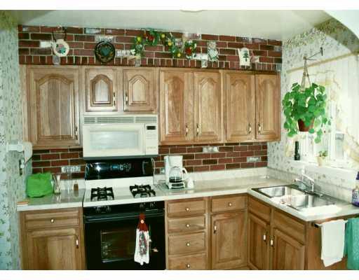 1021 Wible Run Road Pittsburgh, PA 15209 - Photo 4 of 8 Kitchen.