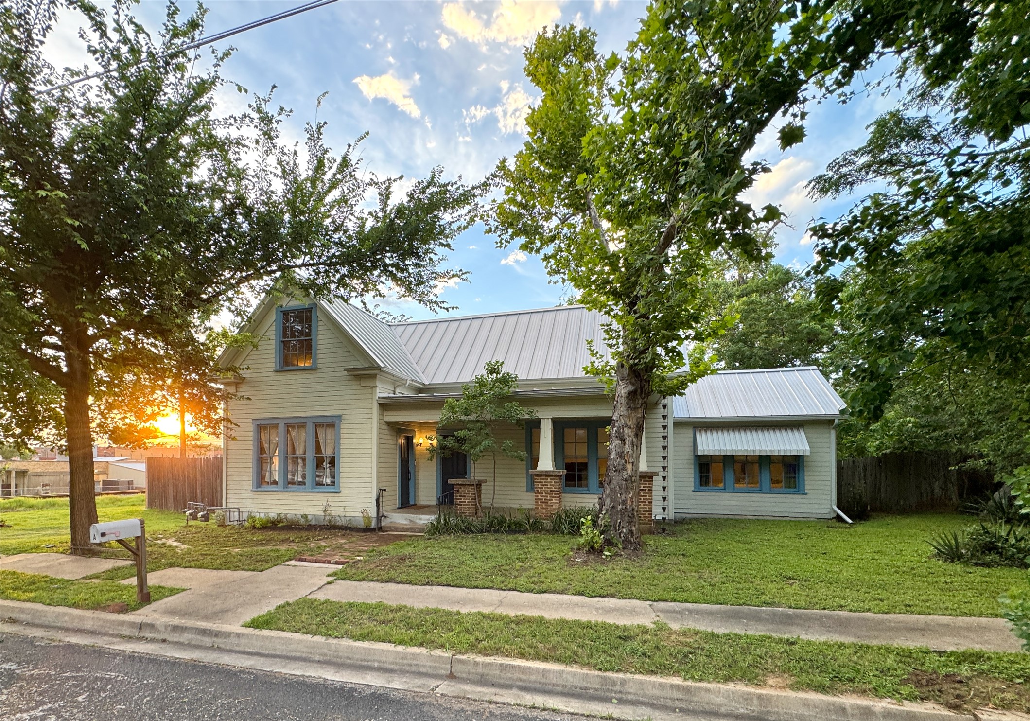 200 East Brenham Street Elgin, TX 78621 - Photo 40 of 40