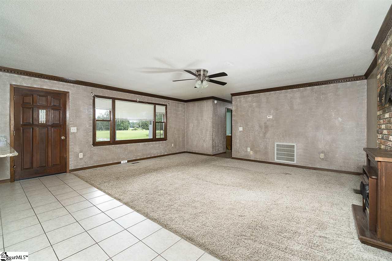1414 Fox Squirrel Ridge Road Pickens, SC 29671 - Photo 12 of 31