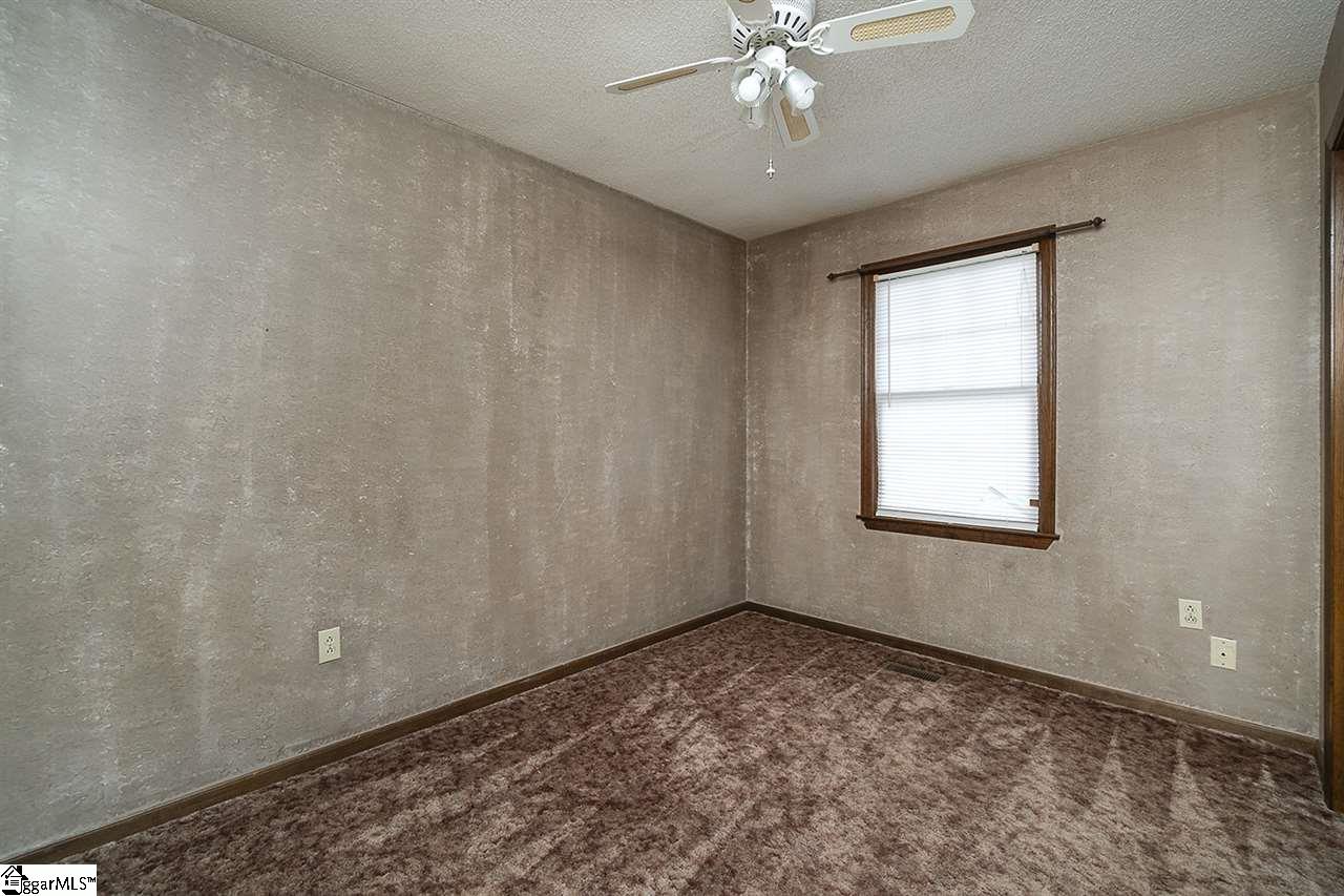 1414 Fox Squirrel Ridge Road Pickens, SC 29671 - Photo 22 of 31