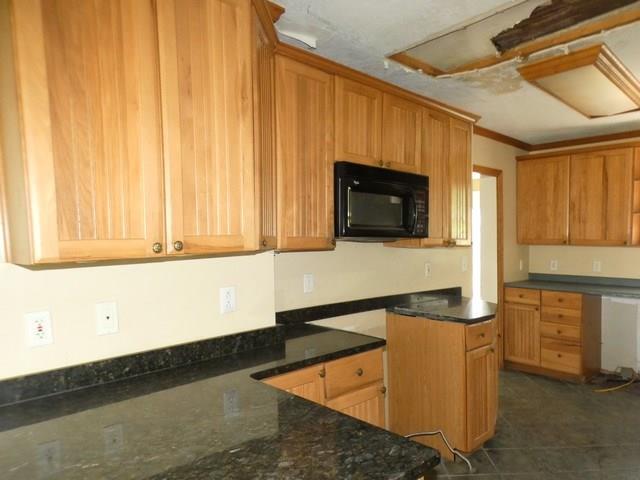 7718 Noblestown Road McDonald, PA 15057 - Photo 6 of 25 Gallery Image 6