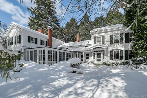 $4,950,000 | 549 Croton Lake Road, Bedford Corners, NY 10549