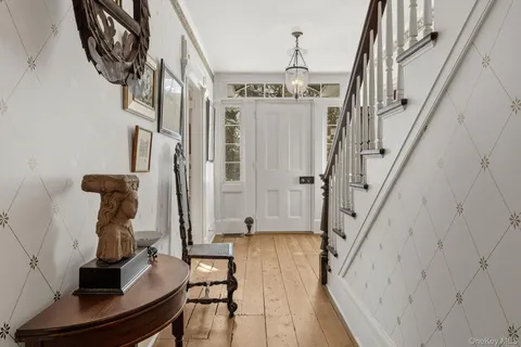 $4,950,000 | 549 Croton Lake Road, Bedford Corners, NY 10549