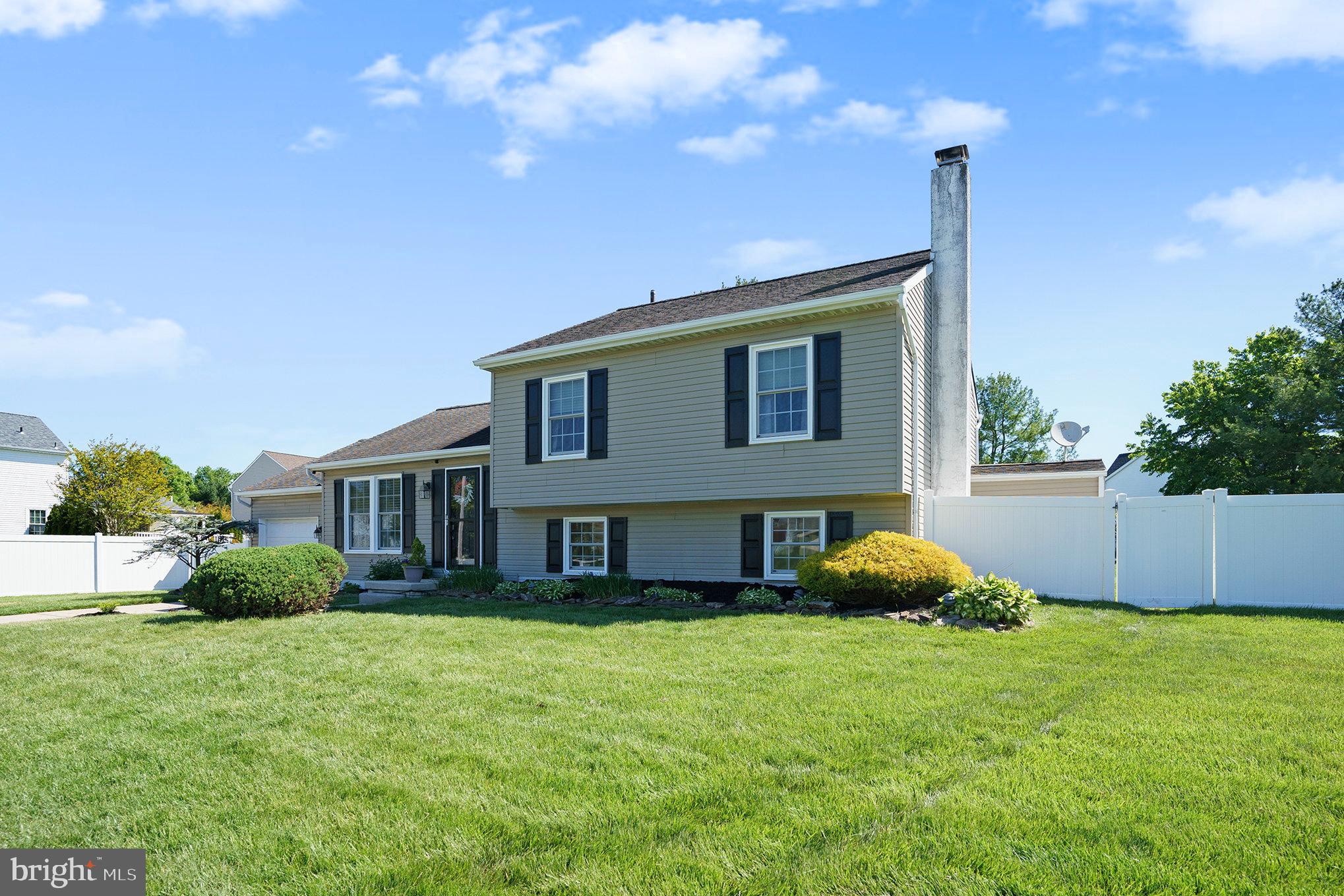 1304 Coatsbridge Road Williamstown, NJ 08094 - Photo 3 of 35 Gallery Image 3