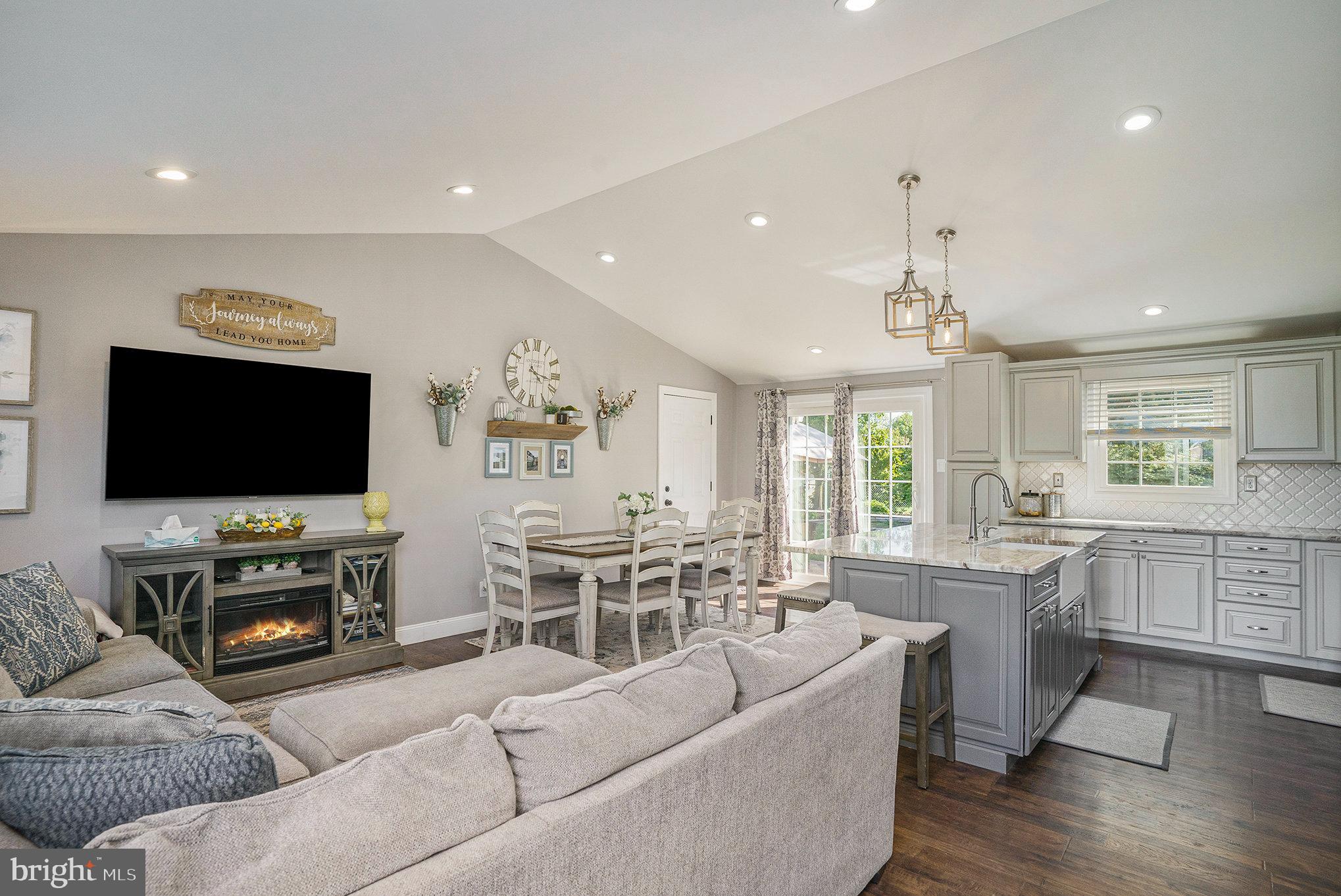 1304 Coatsbridge Road Williamstown, NJ 08094 - Photo 5 of 35 Gallery Image 5