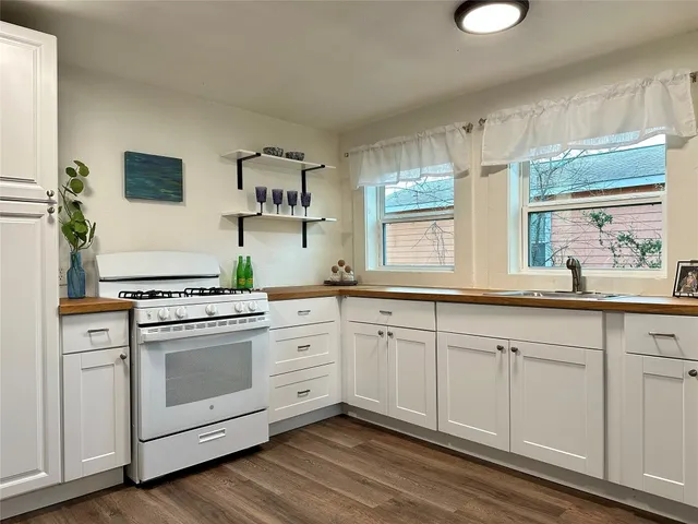 $219,000 | 1916 Hill Street, Bastrop, TX 78602