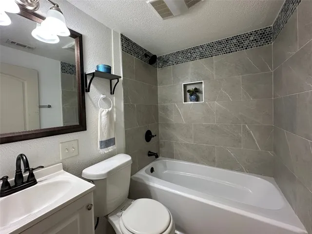 $219,000 | 1916 Hill Street, Bastrop, TX 78602