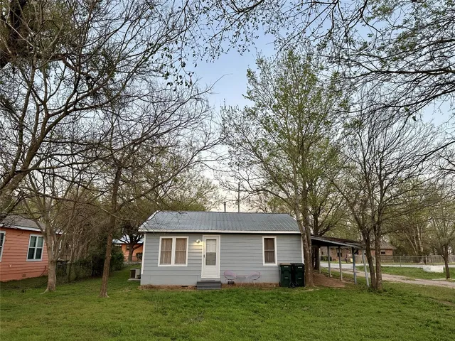 $219,000 | 1916 Hill Street, Bastrop, TX 78602