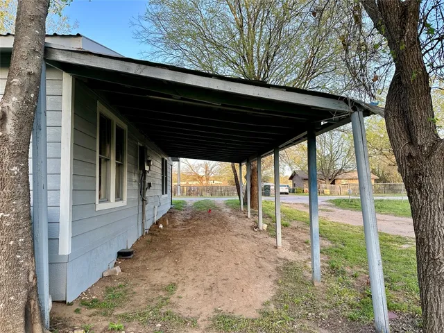 $219,000 | 1916 Hill Street, Bastrop, TX 78602