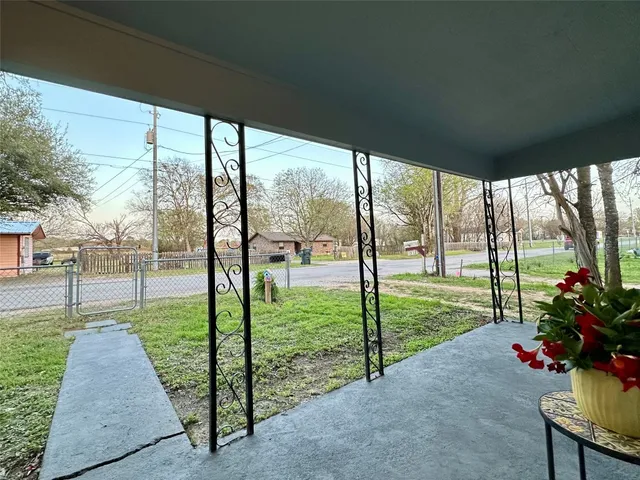 $219,000 | 1916 Hill Street, Bastrop, TX 78602