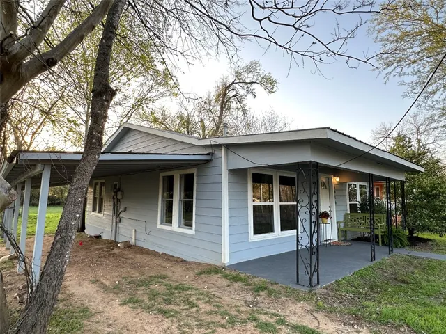 $219,000 | 1916 Hill Street, Bastrop, TX 78602
