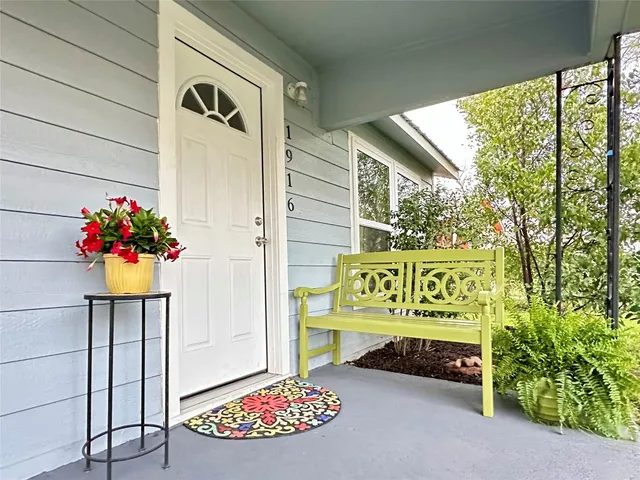 $219,000 | 1916 Hill Street, Bastrop, TX 78602