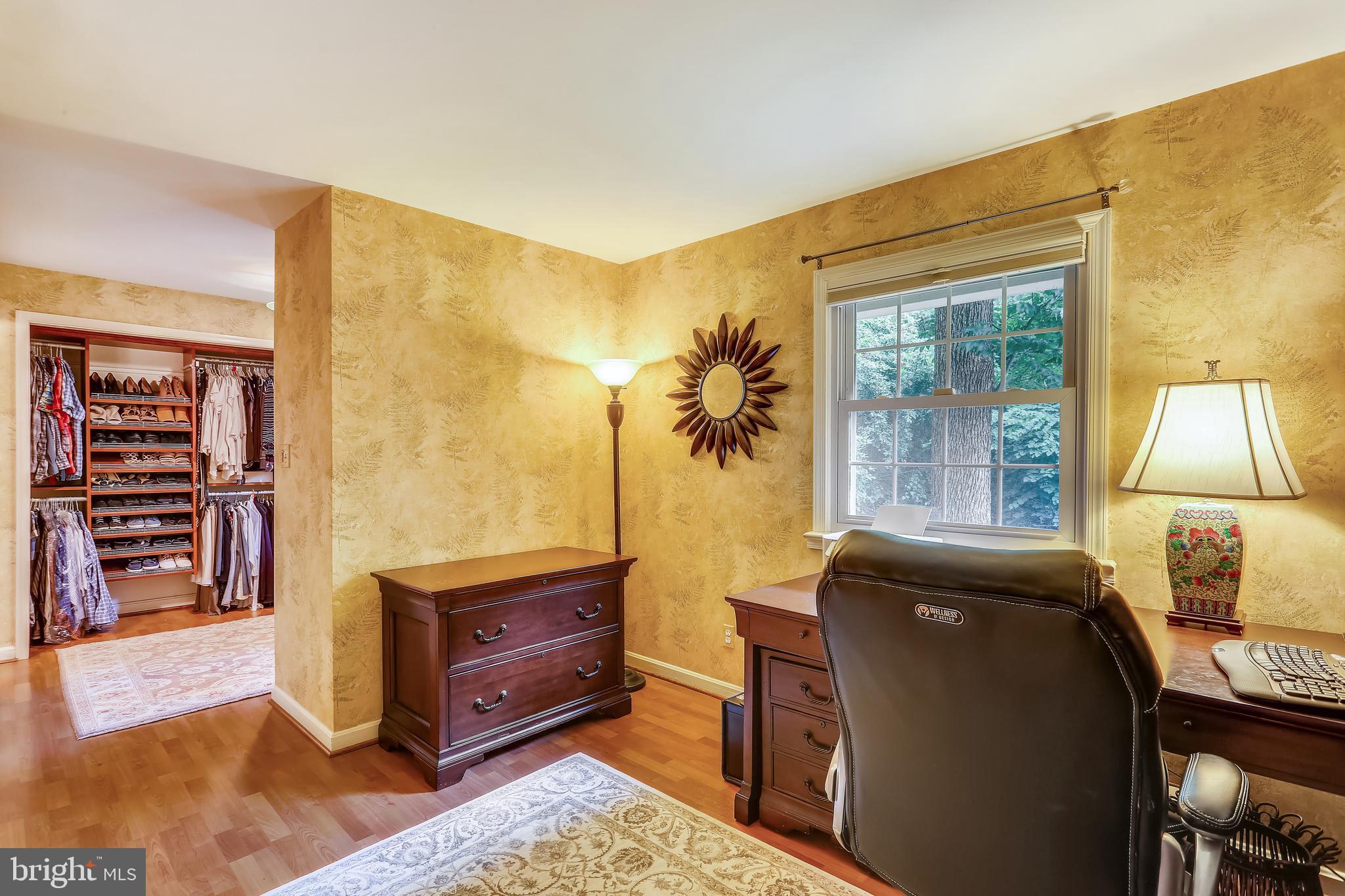 9600 Brink Road Gaithersburg, MD 20882 - Photo 32 of 66 Primary suite sitting room w/home office area