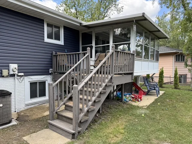 $4,800 | 525 Slingerland Drive, Schaumburg, IL 60193