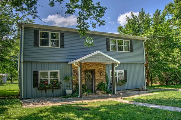 $299,900 | 176 Poplar Avenue, Trenton, GA 30752