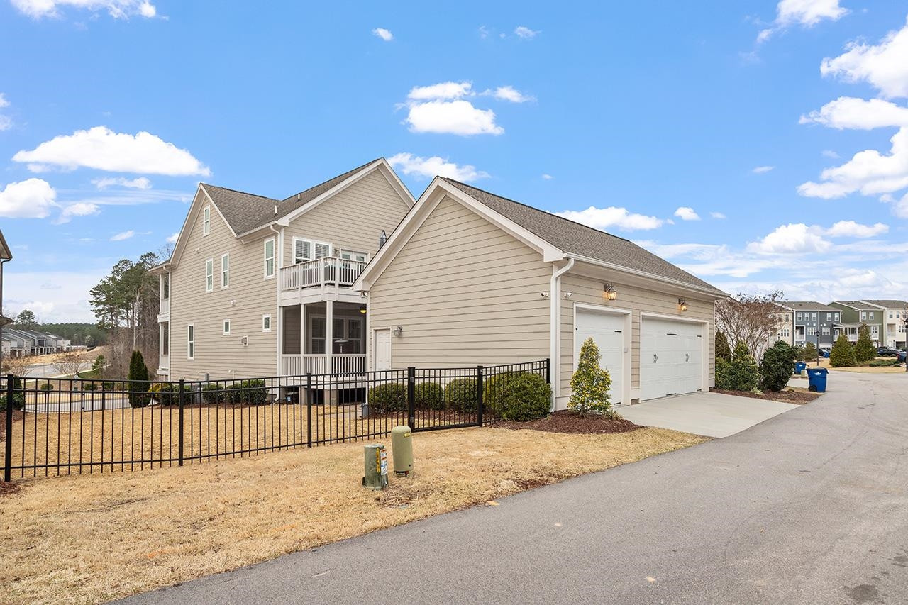 5304 Crescent Square Street Raleigh, NC 27616 - Photo 5 of 38 Photo 5