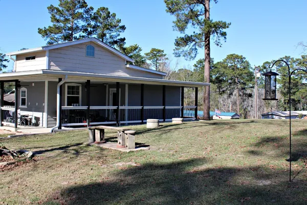 $115,000 | 140 East Ridgecrest Drive, Hemphill, TX 75948