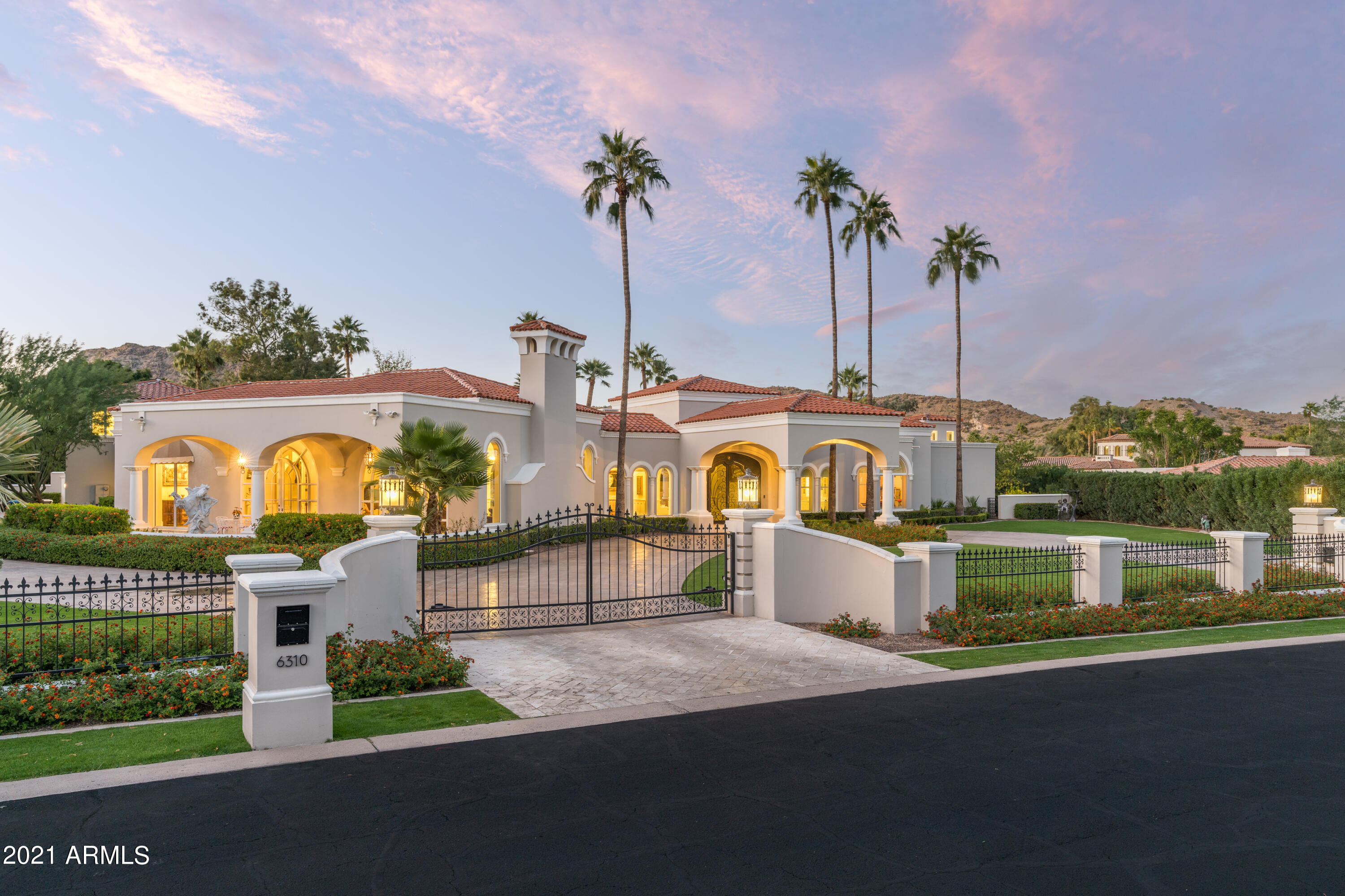 6310 North Yucca Road Paradise Valley, AZ 85253 - Photo 1 of 30 11 Twilight Exterior_