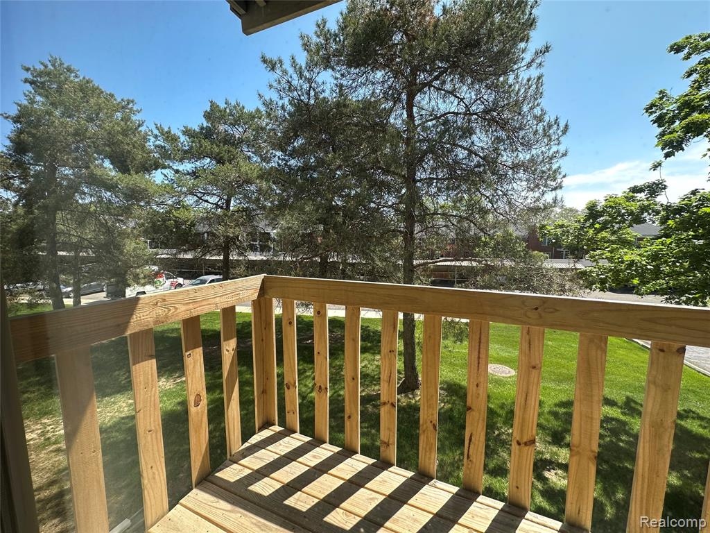 32005 West 12 Mile Road, Unit 207 Farmington, MI 48334 - Photo 14 of 17