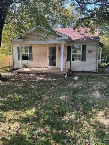 $139,999 | 220 Mann Avenue, Austin, IN 47102