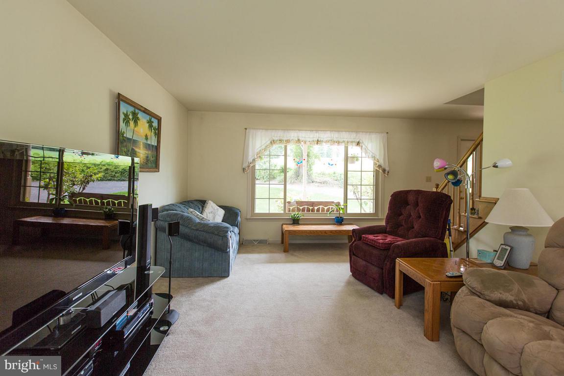 142 Snavely Mill Road Lititz, PA 17543 - Photo 17 of 70