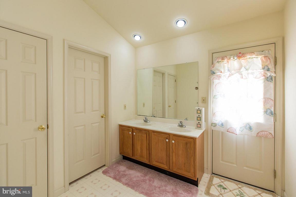 142 Snavely Mill Road Lititz, PA 17543 - Photo 33 of 70
