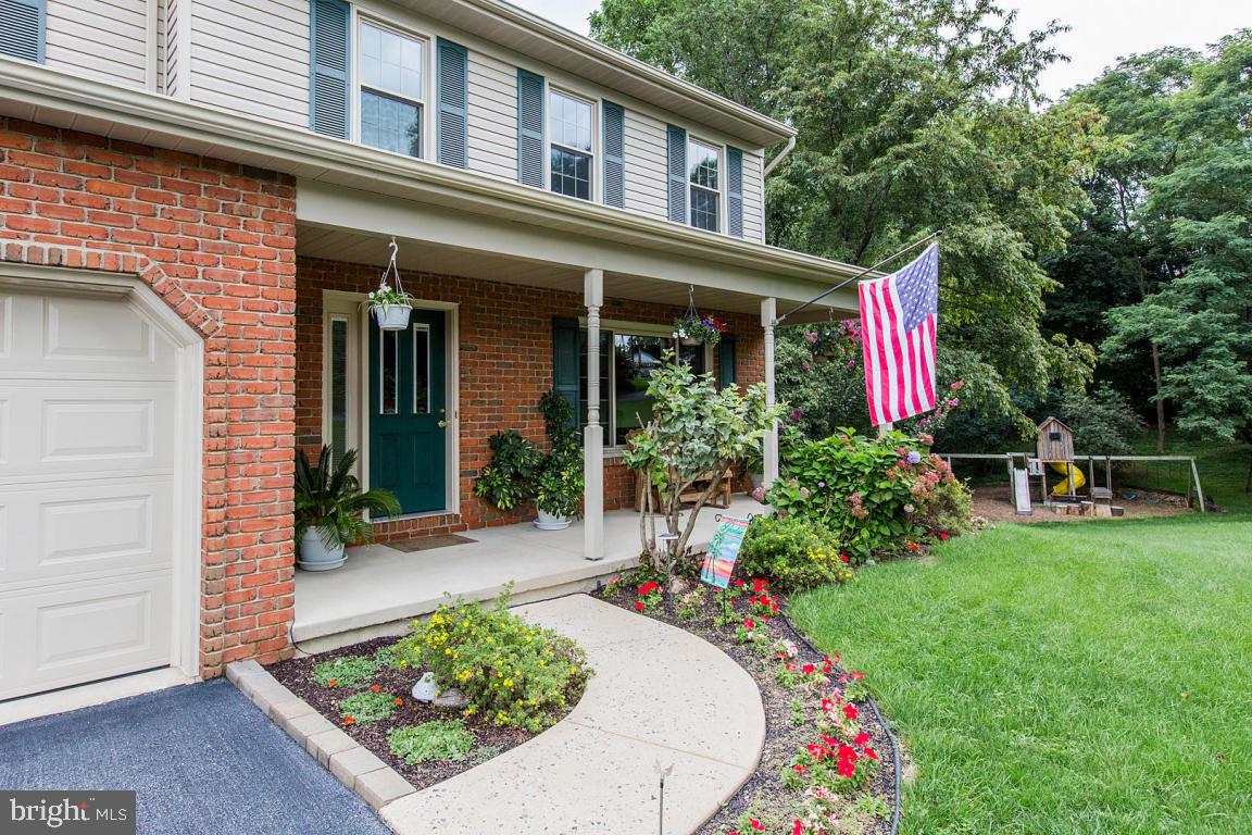 142 Snavely Mill Road Lititz, PA 17543 - Photo 5 of 70