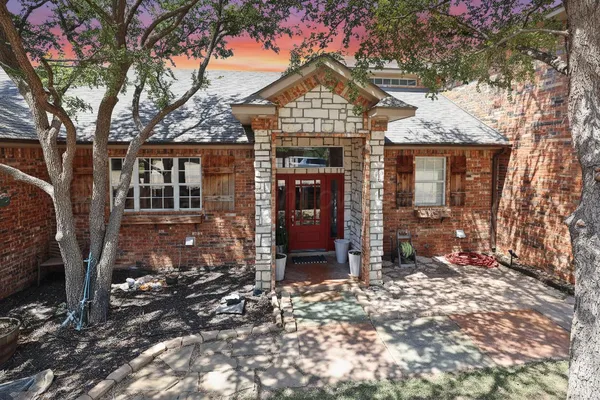 $549,000 | 105 Circle View Drive, Amarillo, TX 79118