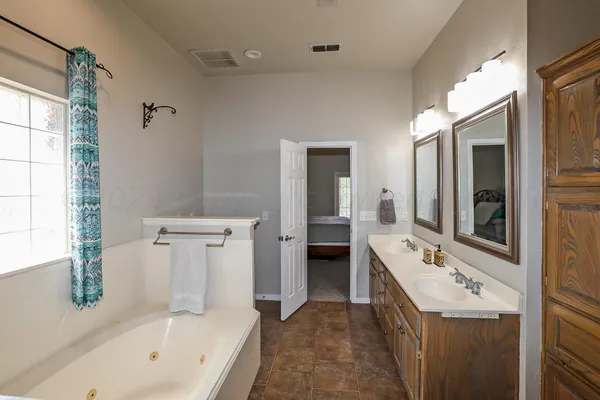 $549,000 | 105 Circle View Drive, Amarillo, TX 79118