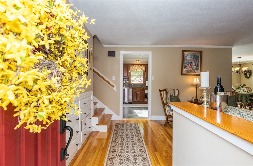 64 Dana Road Reading, MA 01867 - Photo 4 of 42 Gallery Image 4
