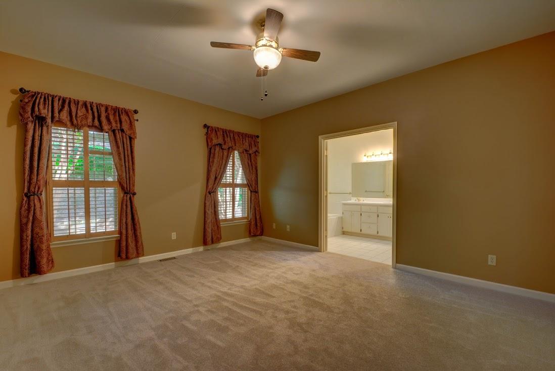 16 Radisson Cove Oak Ridge, TN 37830 - Photo 8 of 17 16radisonDR