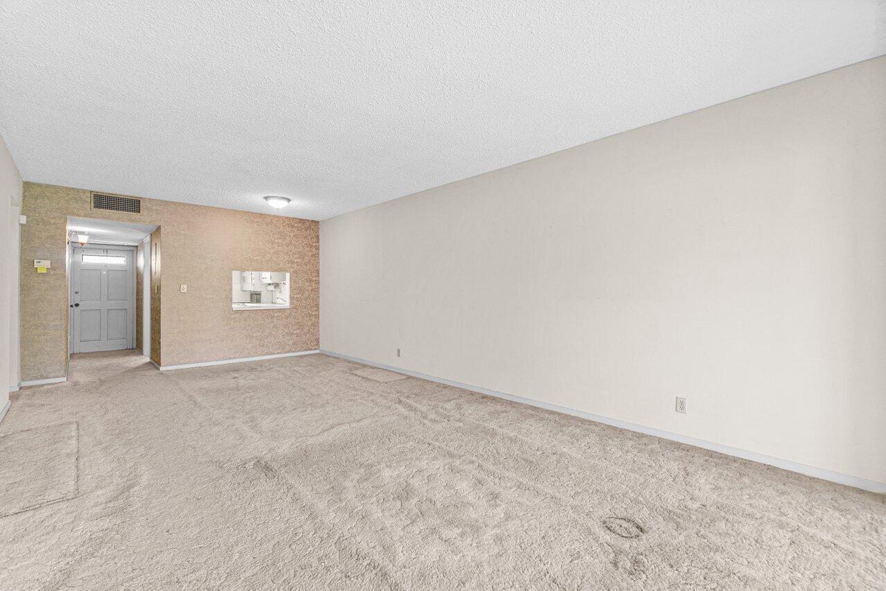 400 Northeast 20th Street, Unit B315 Boca Raton, FL 33431 - Photo 11 of 48 011-400Northeast20thStreet-BocaRaton-FL-