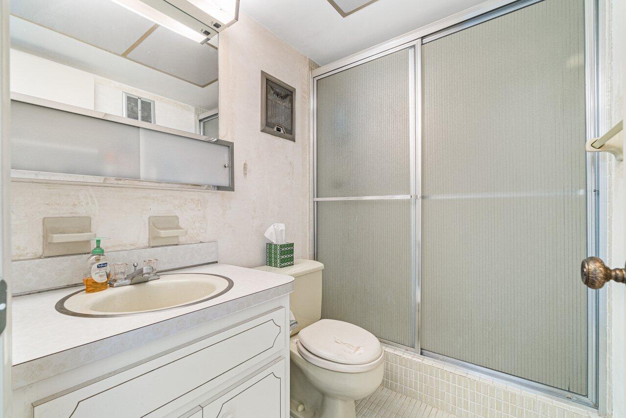 400 Northeast 20th Street, Unit B315 Boca Raton, FL 33431 - Photo 14 of 48 014-400Northeast20thStreet-BocaRaton-FL-