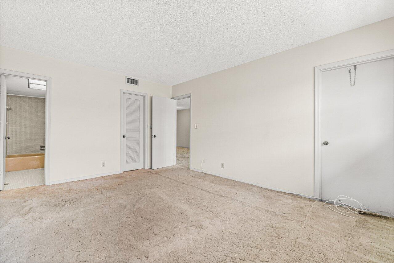 400 Northeast 20th Street, Unit B315 Boca Raton, FL 33431 - Photo 17 of 48 017-400Northeast20thStreet-BocaRaton-FL-