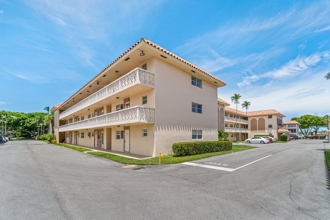 400 Northeast 20th Street, Unit B315 Boca Raton, FL 33431 - Photo 2 of 48 002-400Northeast20thStreet-BocaRaton-FL-