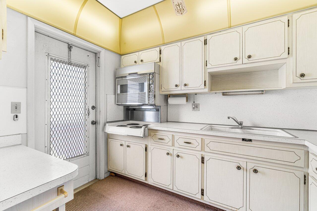 400 Northeast 20th Street, Unit B315 Boca Raton, FL 33431 - Photo 5 of 48 005-400Northeast20thStreet-BocaRaton-FL-