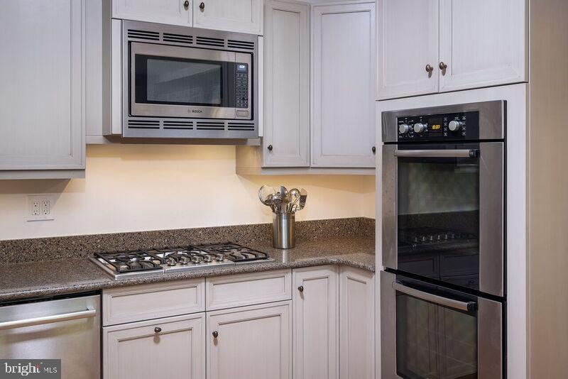 310 South Chester Road Swarthmore, PA 19081 - Photo 13 of 41 Kitchen