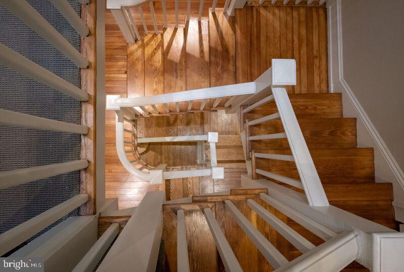 310 South Chester Road Swarthmore, PA 19081 - Photo 18 of 41 Cool Staircase
