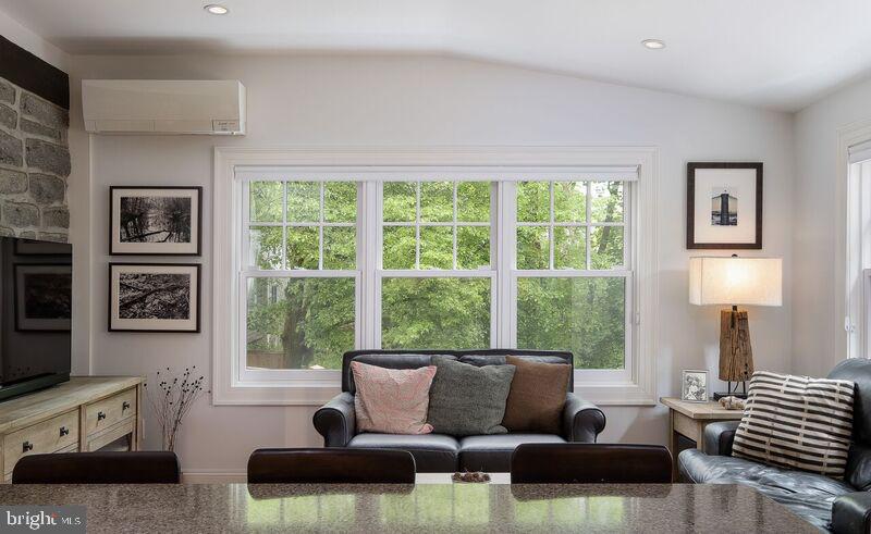 310 South Chester Road Swarthmore, PA 19081 - Photo 6 of 41 Living Room