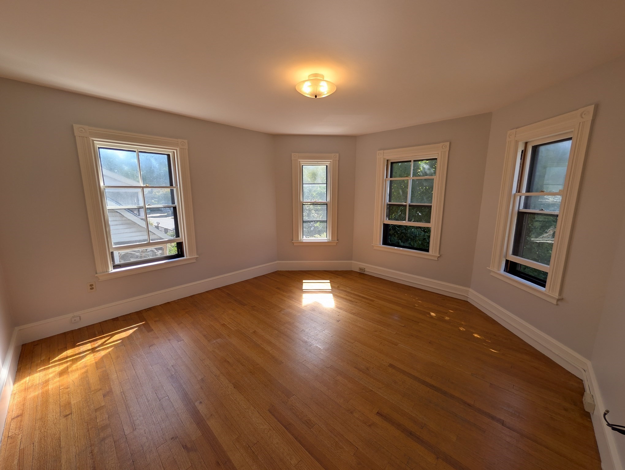 18 Maple Street, Unit 1 Watertown, MA 02472 - Photo 4 of 19 Gallery Image 4