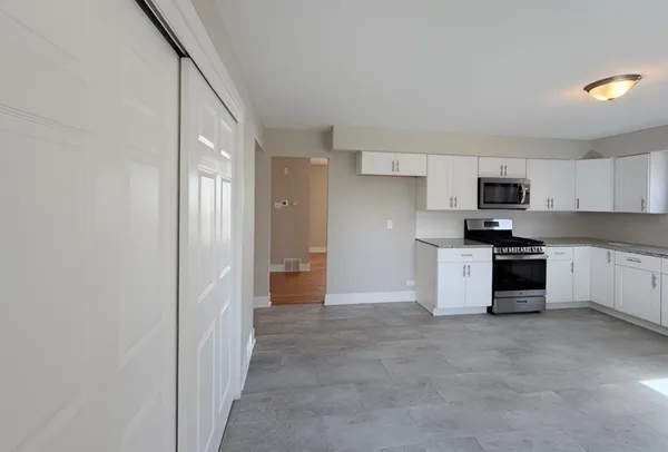 $339,900 | 2052 Collett Lane, Flossmoor, IL 60422