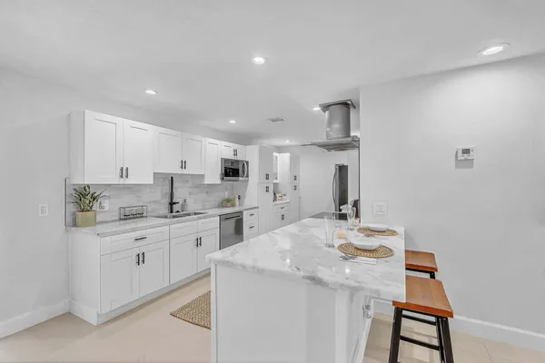 $549,900 | 6520 Kimberly Boulevard, North Lauderdale, FL 33068