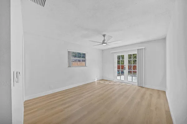 $549,900 | 6520 Kimberly Boulevard, North Lauderdale, FL 33068