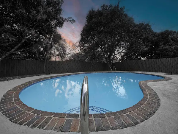 $549,900 | 6520 Kimberly Boulevard, North Lauderdale, FL 33068