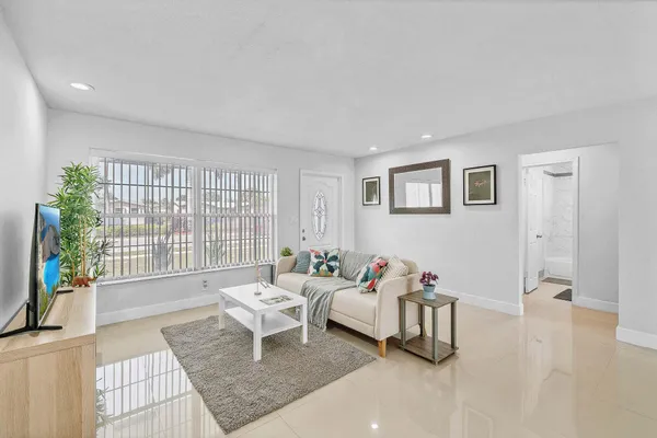 $549,900 | 6520 Kimberly Boulevard, North Lauderdale, FL 33068