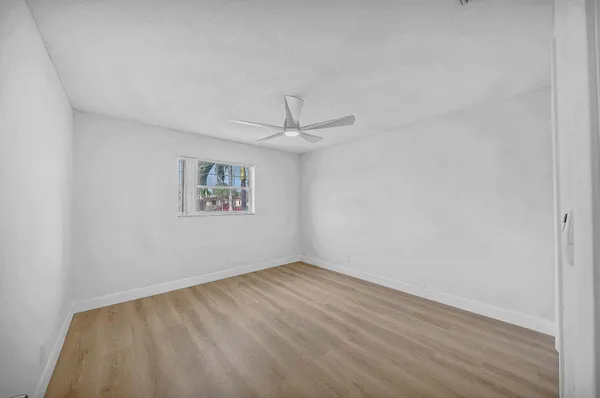 $549,900 | 6520 Kimberly Boulevard, North Lauderdale, FL 33068