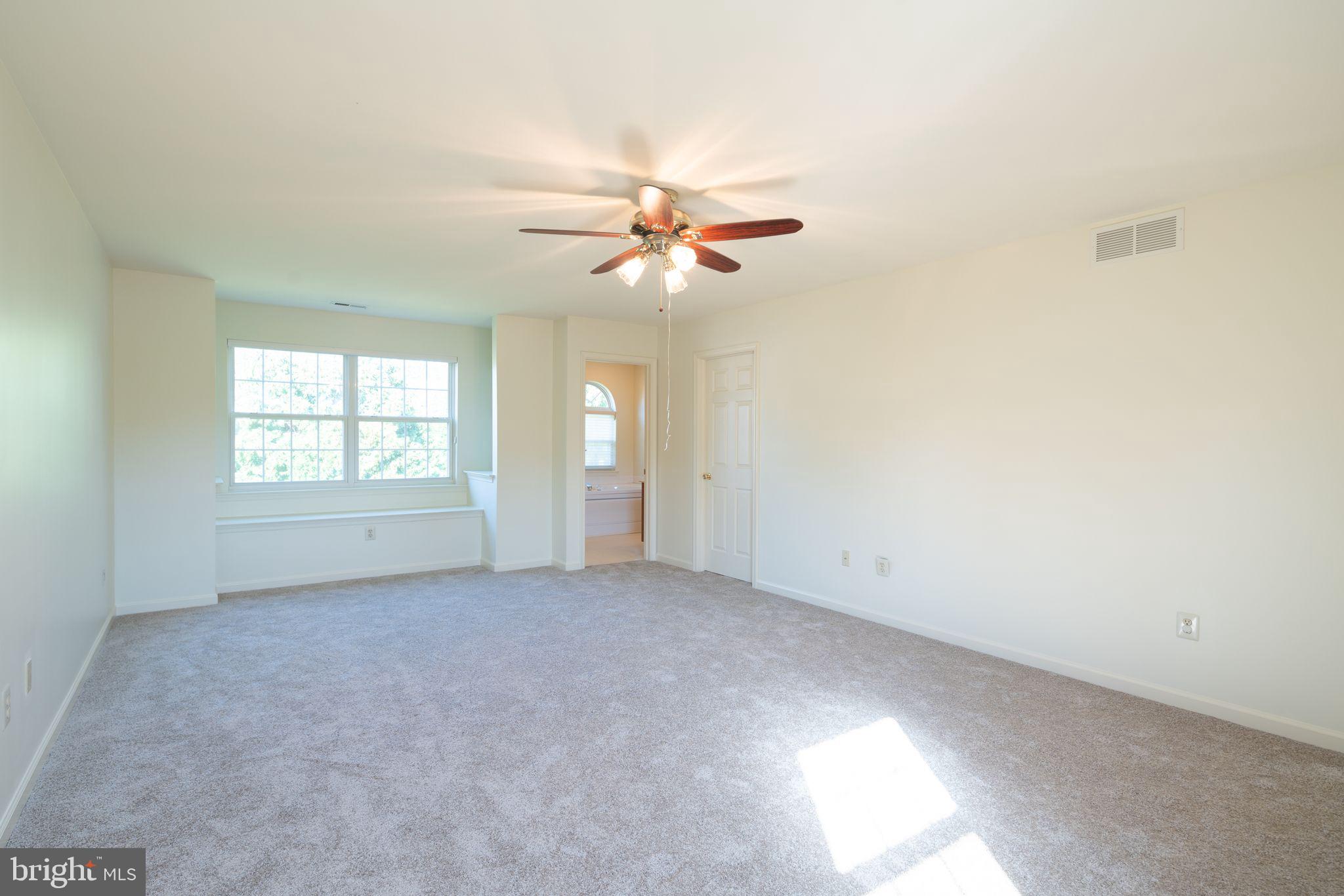 5 Liberty Court Marcus Hook, PA 19061 - Photo 17 of 35