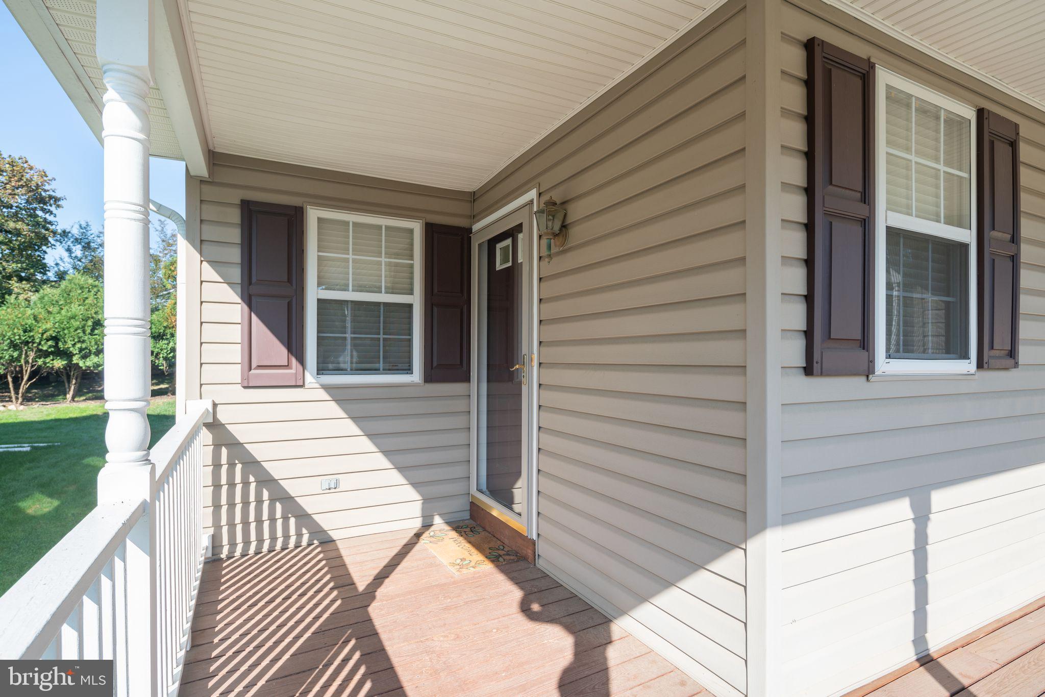 5 Liberty Court Marcus Hook, PA 19061 - Photo 3 of 35