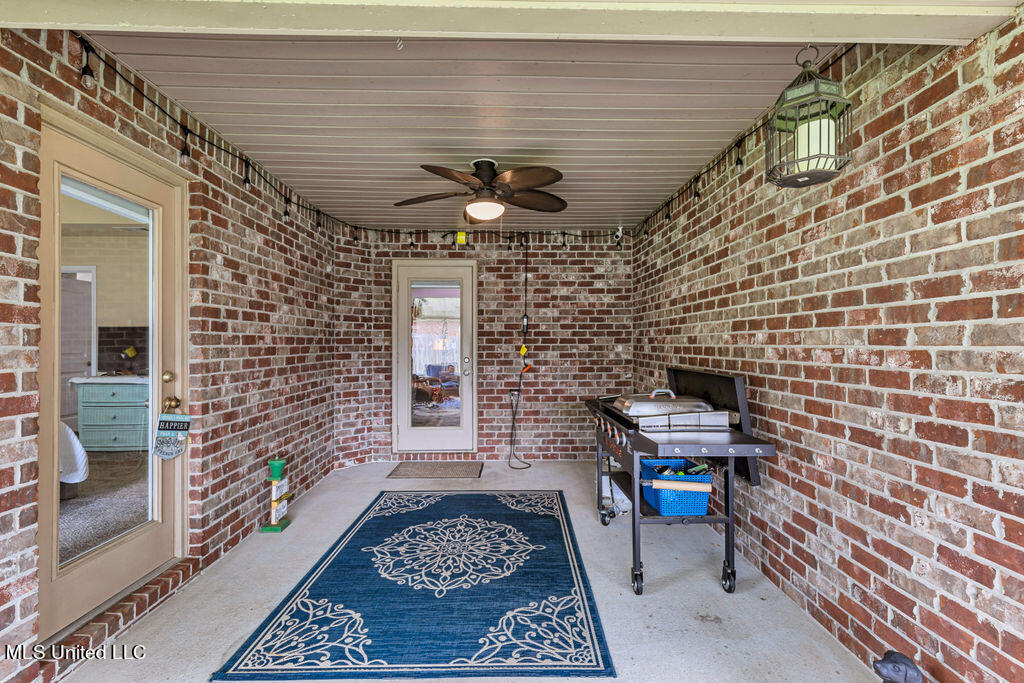 16434 Orange Grove Road Gulfport, MS 39503 - Photo 27 of 36 16434OrangeGroveRd-27