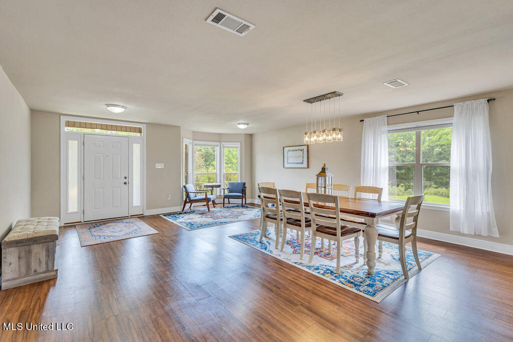 16434 Orange Grove Road Gulfport, MS 39503 - Photo 4 of 36 16434OrangeGroveRd-4